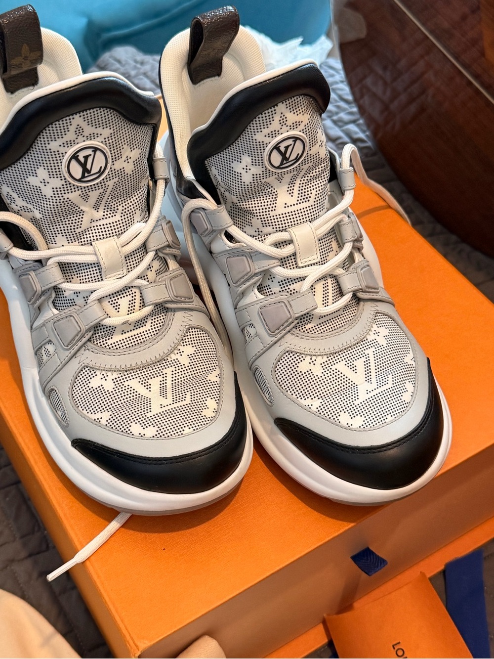 . Louis Vuitton LV Archlight Sneakers EU 37.5 Women w/ Box - Picture 9 of 11